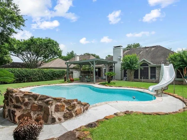 807 Heather Park Ct, Sugar Land, TX 77479