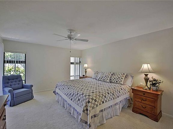 5th image of 4855 Dockside Dr APT 101