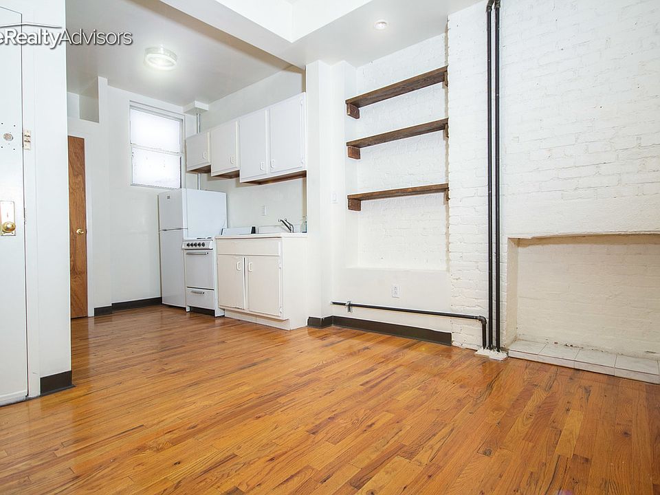 2nd image of 336 E 9th St #12A