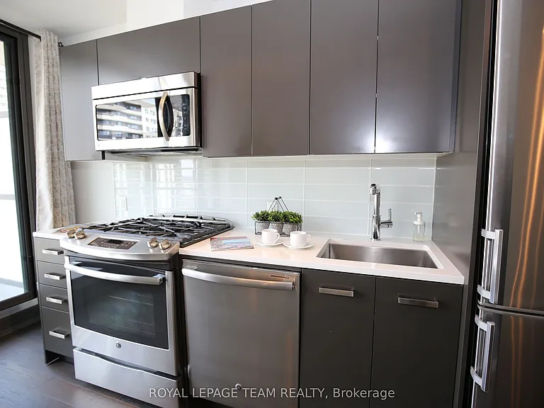 224 Lyon St N #1313 — Photo 13