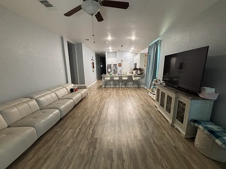 4913 Drovers Path — Photo 12