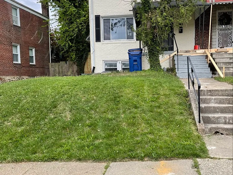 1617 Argonne Dr — Photo 2