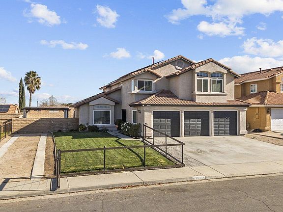 4th image of 38936 Glenwood Dr