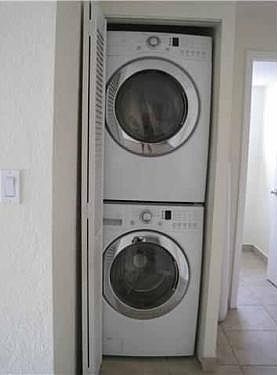 4th image of 220 Washington Ave APT 4D