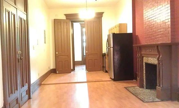 1st image of 380 4th St APT 2