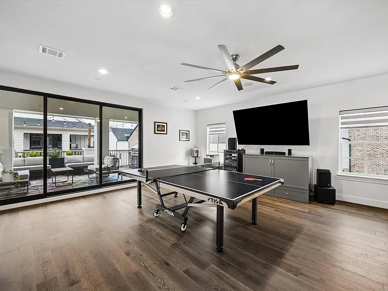 8741 Park Kolbe Ln — Photo 24