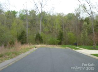 8800 Landsdowne Ave #59, Harrisburg, NC 28075