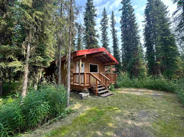 320 Beberg Ct, Fairbanks, AK 99709