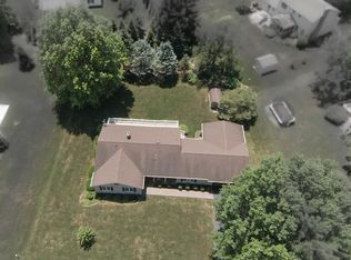 14 Laurel Oak Dr, Boiling Springs, PA 17007
