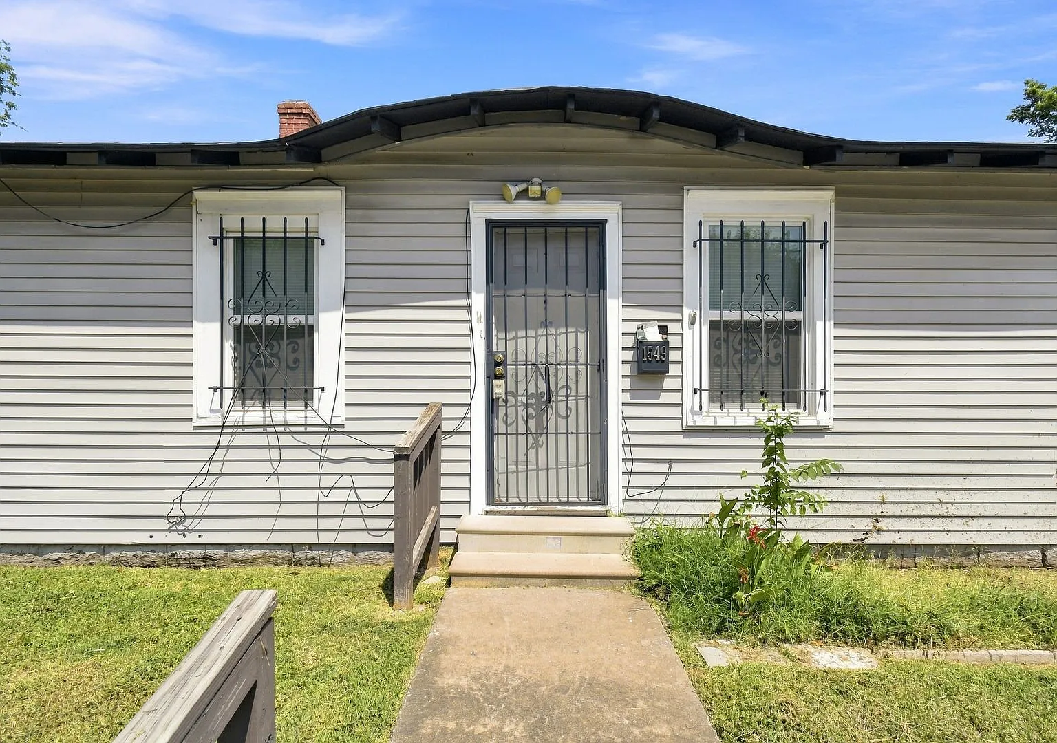 E 10th St Duplex — Photo 4