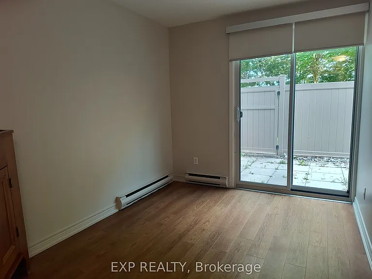 1310 Richmond Rd #4 — Photo 22
