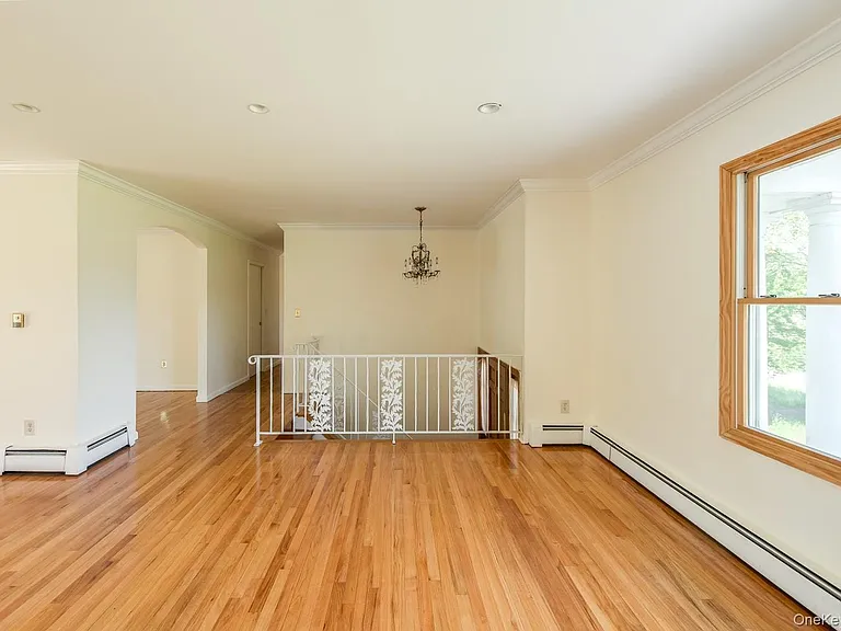 1360 Centre Rd — Photo 10