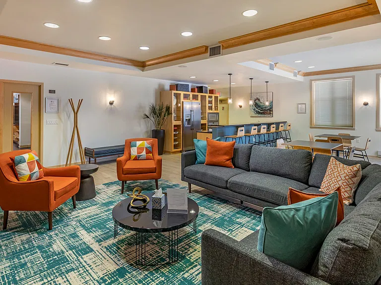 The Enclave Luxury Apartments — Photo 31