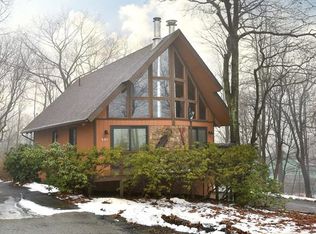 529 Gardner Rd, Hidden Valley, PA 15502