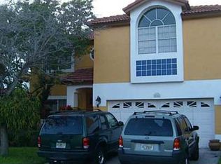 8341 NW 197th St, Hialeah, FL 33015