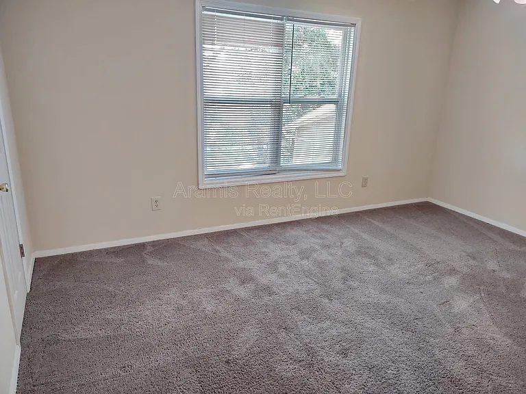 3032 Destin Cir — Photo 16