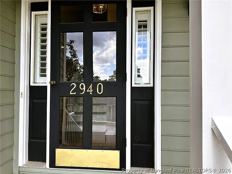 2940 Amelia Dr — Photo 3