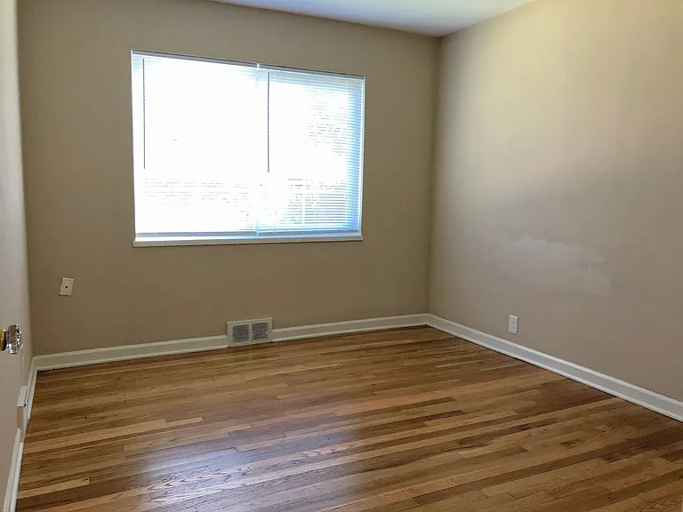 500 Lamont Dr #2 — Photo 5