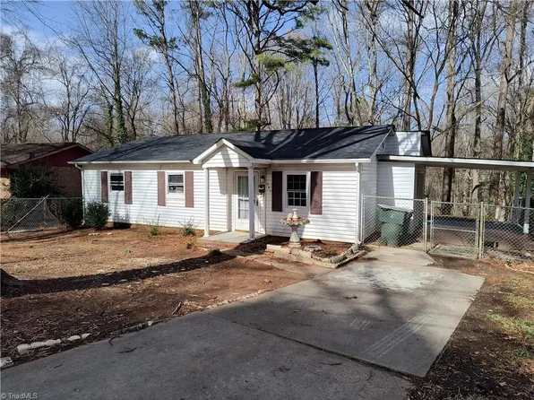 645 Amanda Pl, Winston Salem, NC 27101