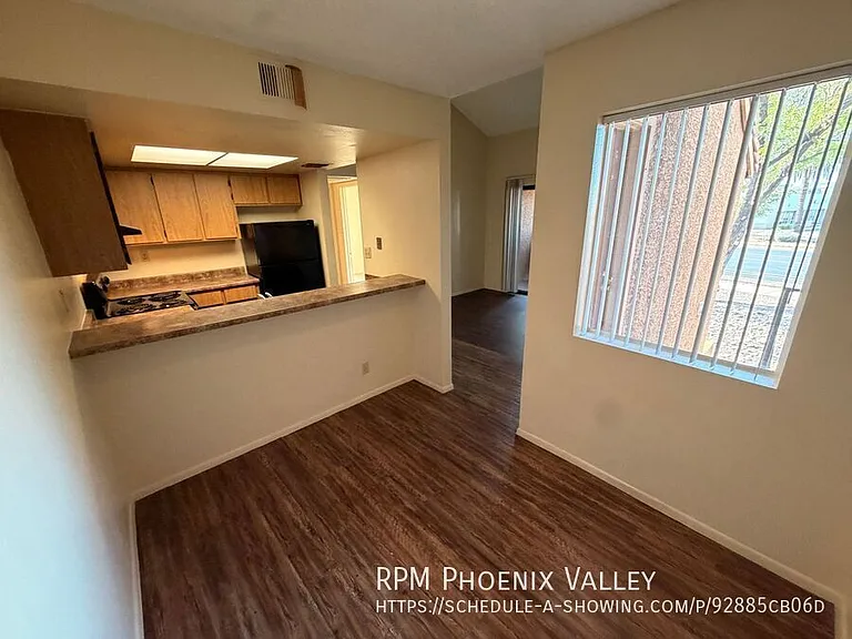 Parkside Apartments — Photo 39