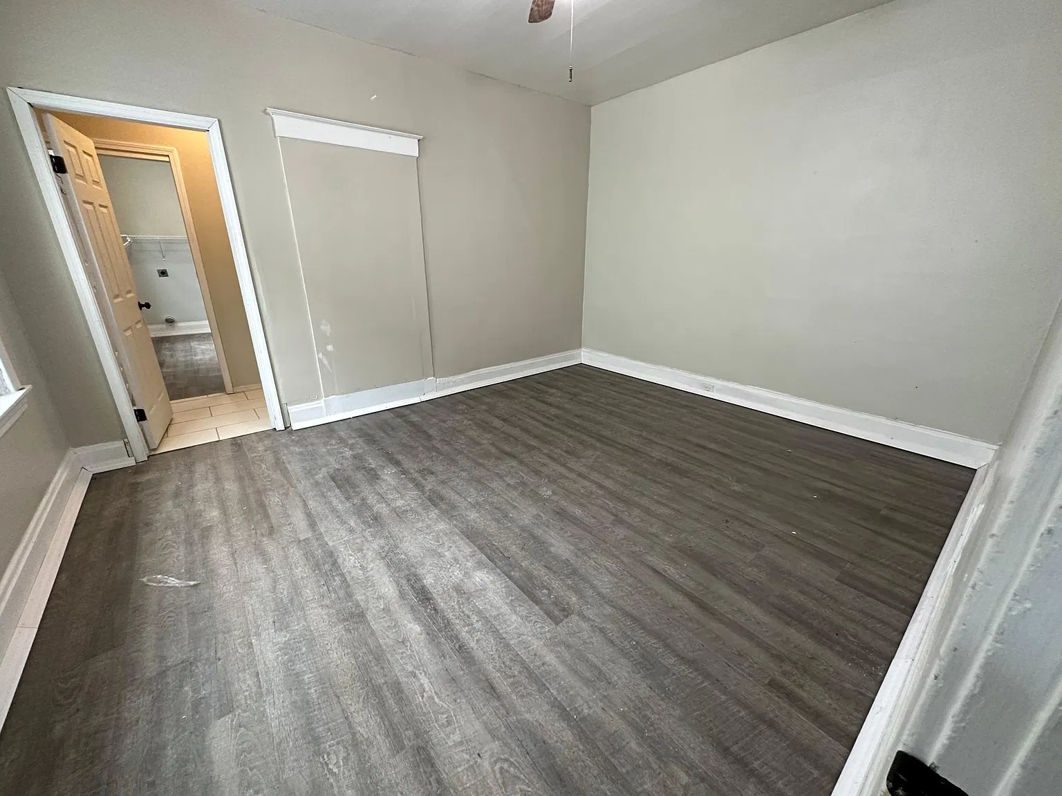 1255 Dewey Ave — Photo 1