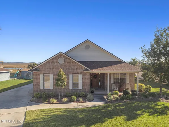 97472 PIRATES POINT Road, Yulee, FL 32097