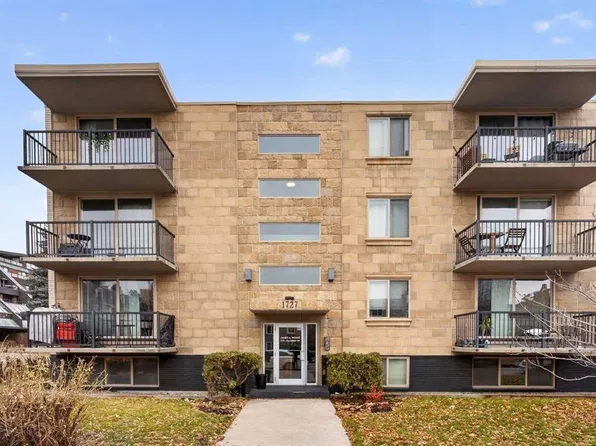 1727 E 10a St SW #105, Calgary, AB T2T 3J9