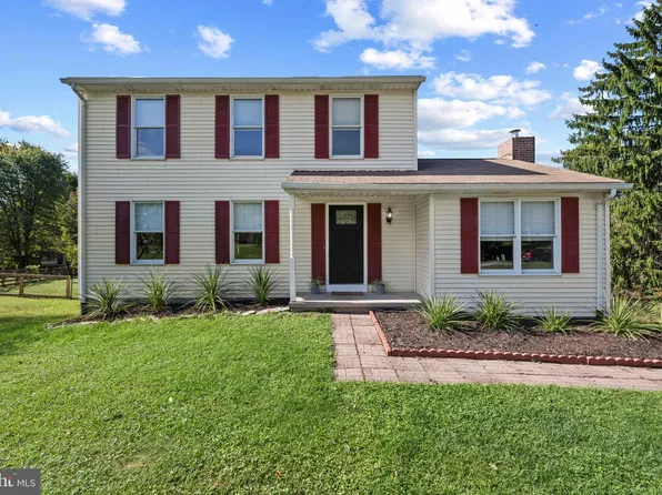 2406 Carzil Dr, Finksburg, MD 21048