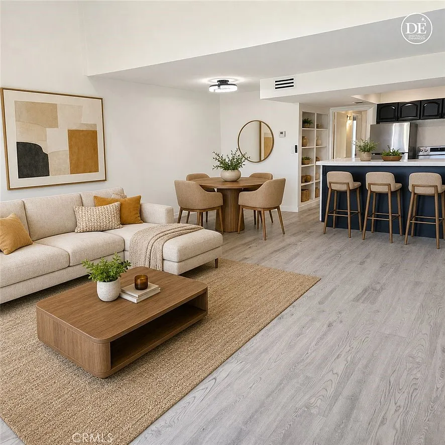 2 bed, 1011 sqft, $3,600 — Photo 3