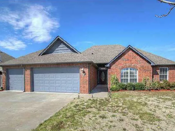 14 Cedar St, Kiefer, OK 74041