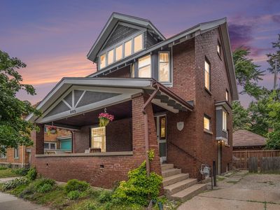 445 Wealthy St SE, Grand Rapids, MI, 49503