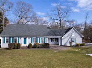 7 Levon Ln, Miller Place, NY