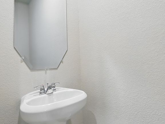 HALF BATHROOM FOR GUESTS FOR GUESTS