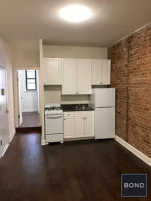 Rented by Bond New York | media 51