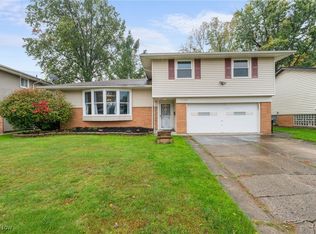 11147 Lafayette Dr, Parma Heights, OH