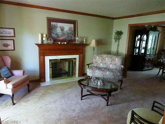 3rd image of 817 Park Harbour Dr
