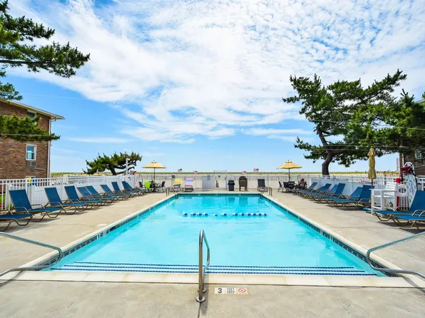 9300 Atlantic Ave APT 127, Margate City, NJ 08402