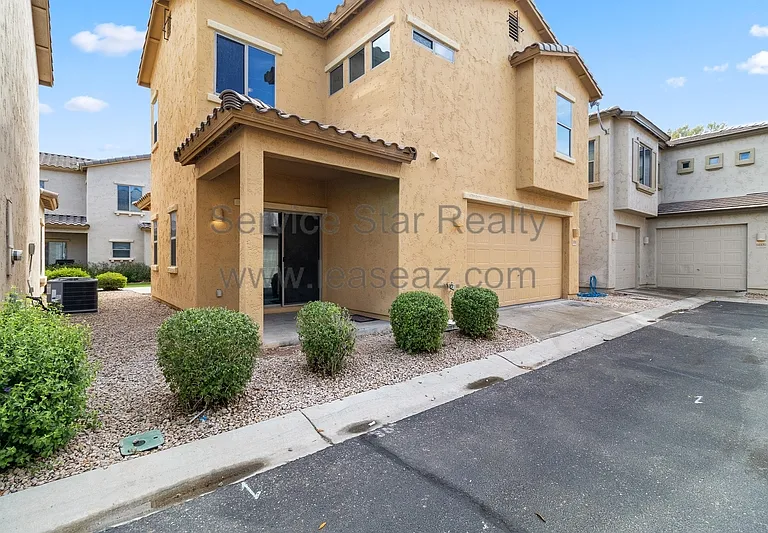14916 N 177th Ave — Photo 19
