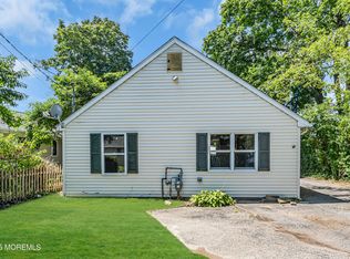 75 River Dr, Toms River, NJ