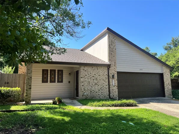 2518 Lake Bend Ter, Carrollton, TX 75006