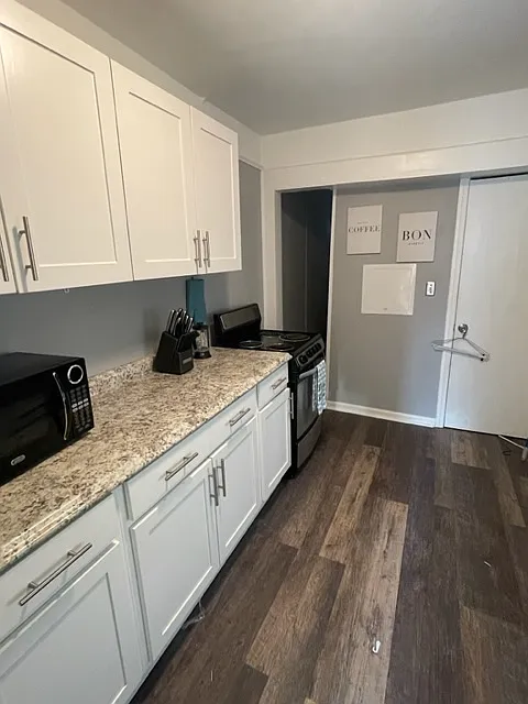 Fully Furnished Rental Near Seton Hall - Utilities Incuded — Photo 4
