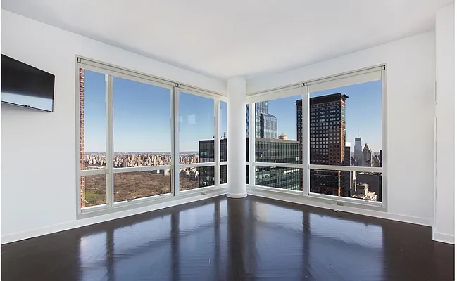 Rented by Ostrov Realty Group | media 4