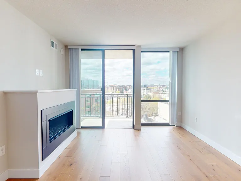 50 Florida Ave NE #823 — Photo 6