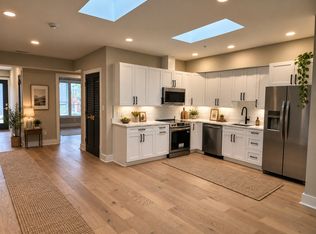 137 S Loudoun St #201, Winchester, VA 22601