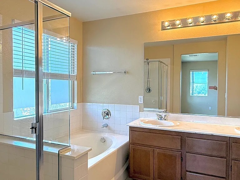 1013 Shades End Ave — Photo 27