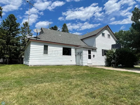 501 3rd St W, Ada, MN 56510