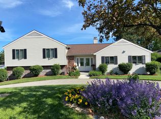 3336 Scenic Hills Dr, Williamsburg, MI 49690
