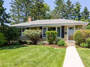 426 Grant St, Downers Grove, IL 60515