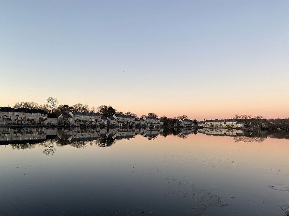Stunning lakefront views