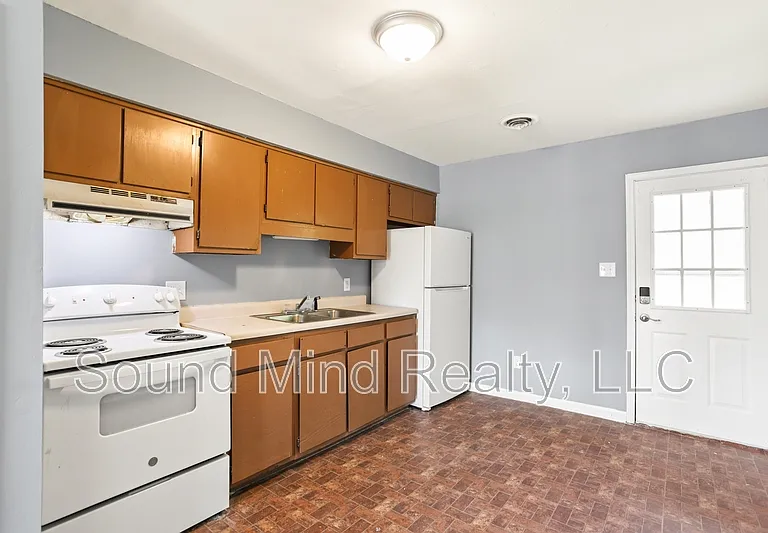 2600 Mallard Ct — Photo 10